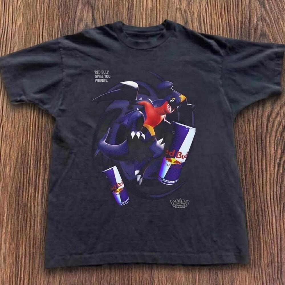Gildan Men Black T-Shirt Red B Ull Black T-Shirt With Cool Design
